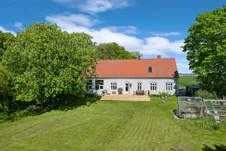 Villa på Birkehøjvej 5, Attrup, 8444 Balle