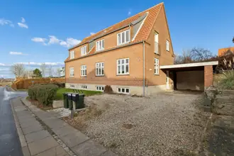 Villa på Skolevej 6, 8410 Rønde