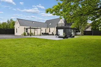 Villa på Albjergvej 11, 5883 Oure