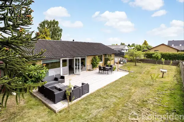 Villa på Granvej 4, 4683 Rønnede