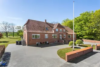 Landejendom på Rævbakkevej 75A, Bagterp, 9800 Hjørring