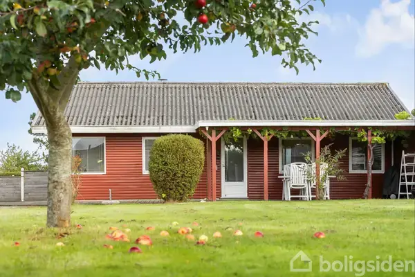 Fritidsbolig på Spiræavej 28, 8420 Knebel