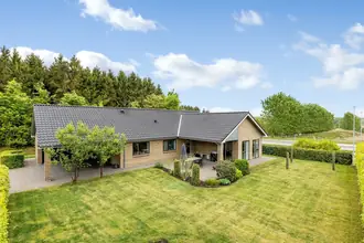Villa på Højgårdvænget 6, Tjørring, 7400 Herning