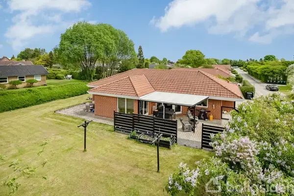 Villa på Hechtsvej 28, 6052 Viuf