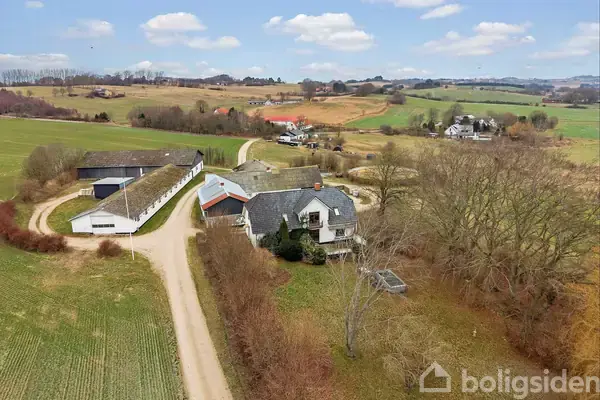 Planteavlsgård/-jord på Linderupvej 7, 4540 Fårevejle