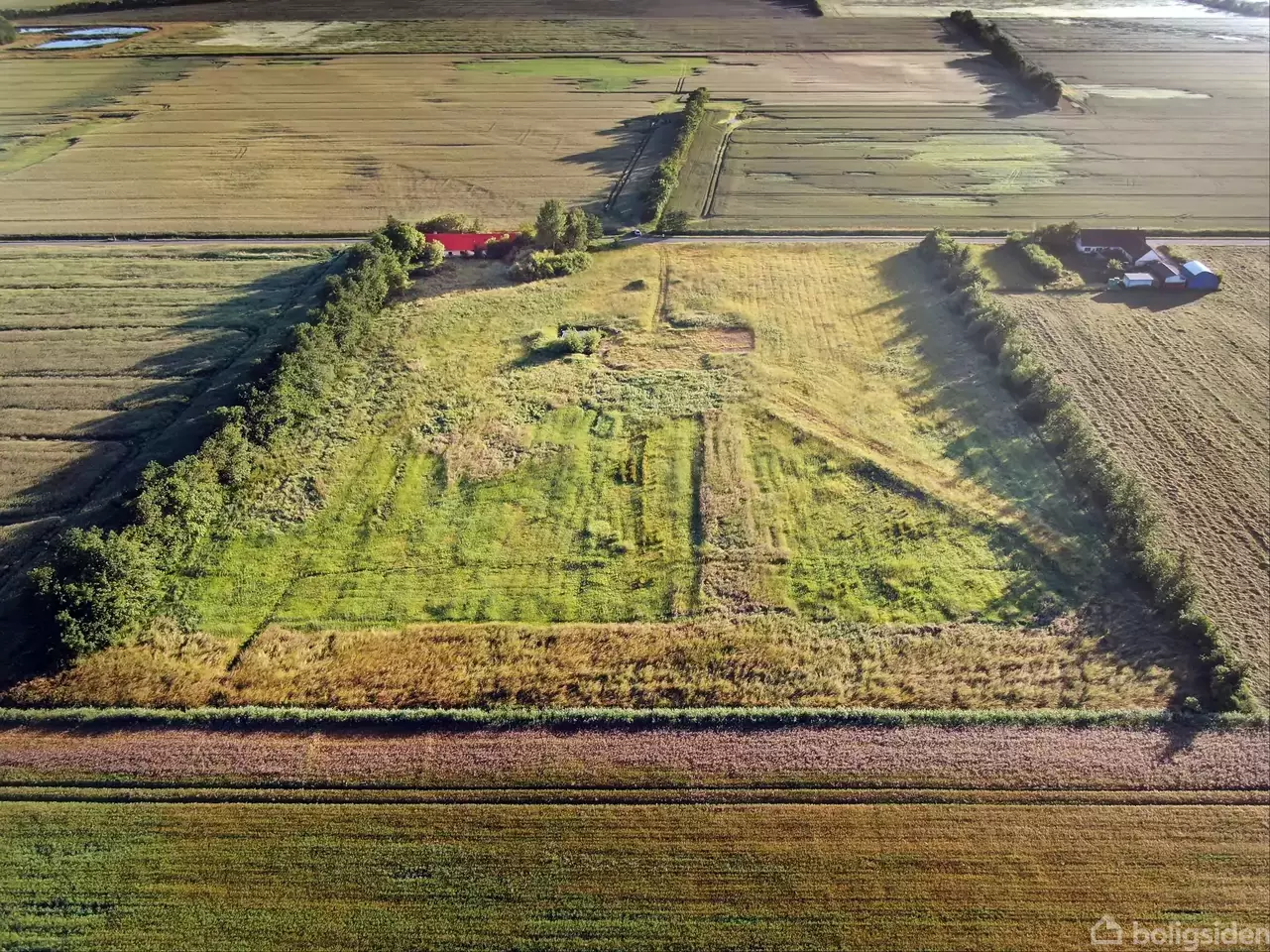 Landejendom på Langelinie 2, 9280 Storvorde