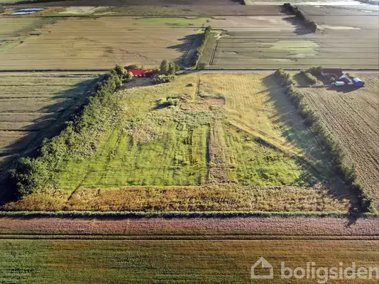 Landejendom på Langelinie 2, 9280 Storvorde