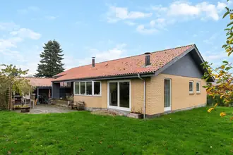 Villa på Sundvænget 5, Hasselø Pl, 4800 Nykøbing F