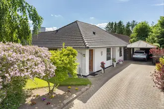 Villa på Allerup Bygade 19, Allerup, 5220 Odense SØ