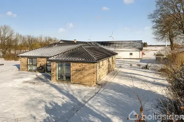 Landejendom på Remmevej 10, 7400 Herning