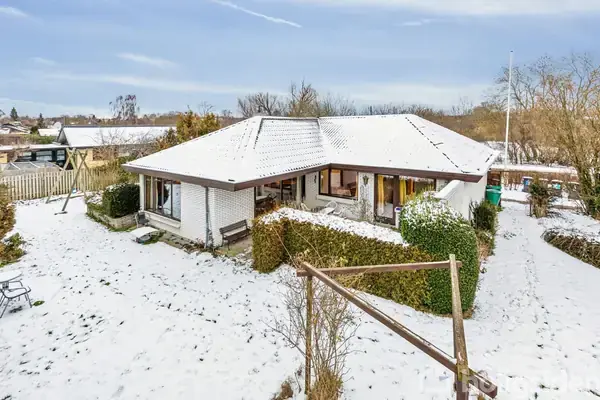 Villa på Thyravej 2, 3550 Slangerup