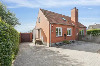 Villa på Hovedvejen 123, Osted, 4320 Lejre