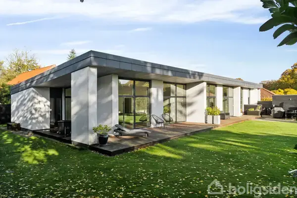 Villa på Elmehøjvej 21A, 8270 Højbjerg