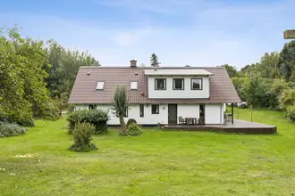 Talo, 258 m²