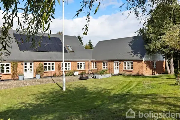 Villa på Farrevej 86, 8450 Hammel