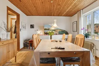Villa på Møllevangsvej 68, Haslund, 8940 Randers SV