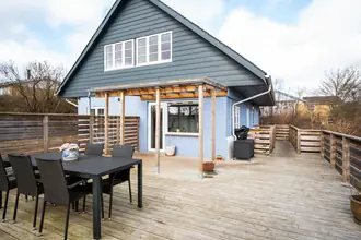 Villa på Ravnsøvej 66, 8680 Ry