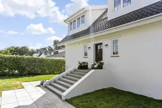 Villa på Dronninggårds Alle 55, 2840 Holte