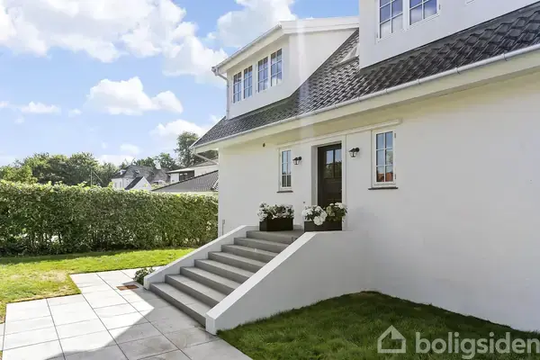 Villa på Dronninggårds Alle 55, 2840 Holte