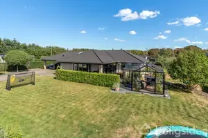 Villa på Lerkarret 10, 7500 Holstebro
