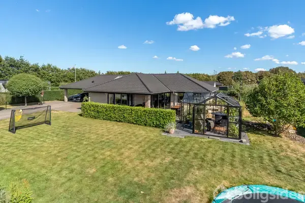 Villa på Lerkarret 10, 7500 Holstebro