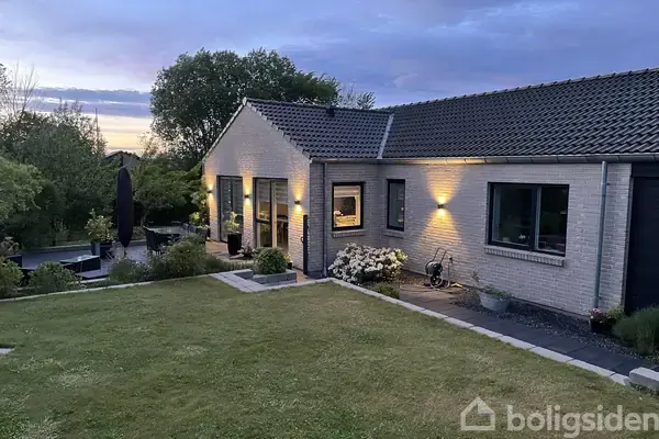 Villa på Balskærvej 47, 8340 Malling