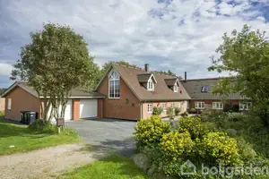 Villa på Skarbyvej 8, 7560 Hjerm