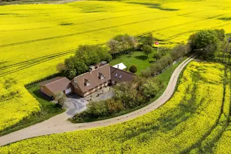 Villa på Skarbyvej 8, 7560 Hjerm
