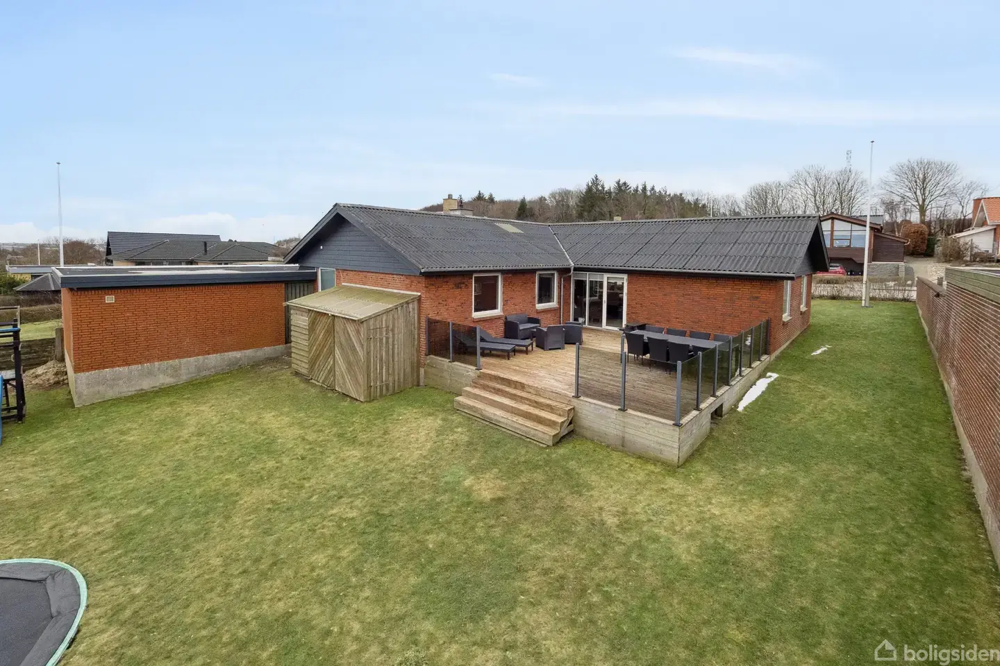 Moderniseret villa – oplagt til børnefamilien