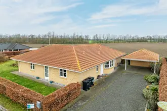 Villa på Pandebjergvej 542, 4800 Nykøbing F