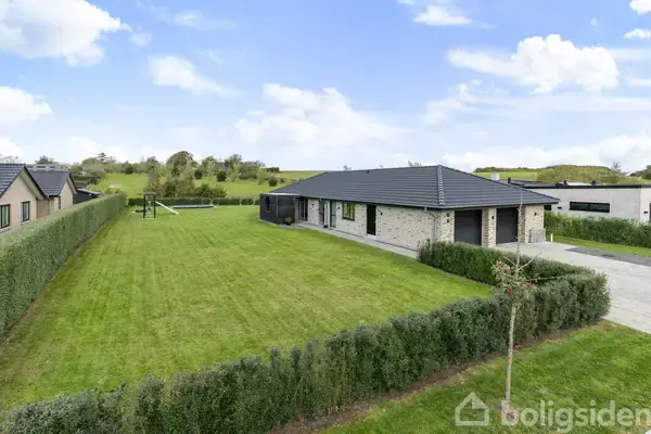 Villa på Mølhøjvangen 45, 9610 Nørager