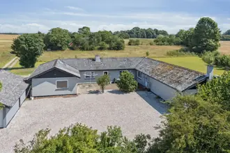 Villa på Randrupvej 8, Over Randrup, 8981 Spentrup