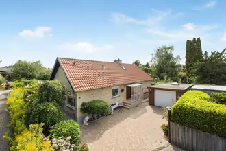 Villa på Syrenvej 26, 2970 Hørsholm