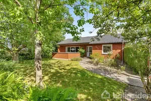 Villa på Gl. Grenåvej 201, 8960 Randers SØ