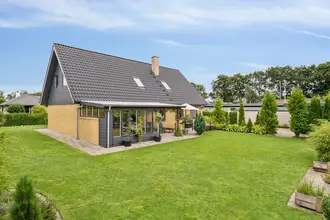 Villa på Nørretoften 34, Lind, 7400 Herning