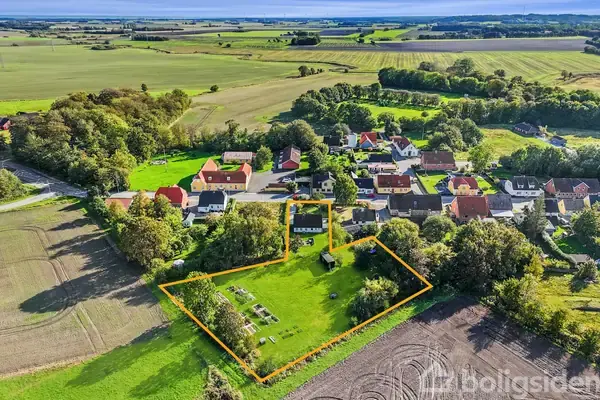 Villa på Hovedgaden 10, 9330 Dronninglund