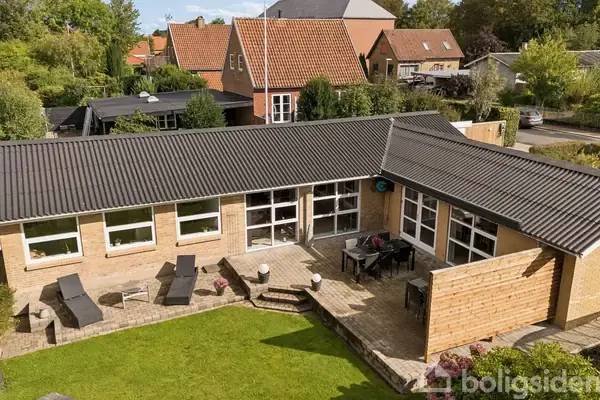 Villa på Torvegade 52, 7600 Struer