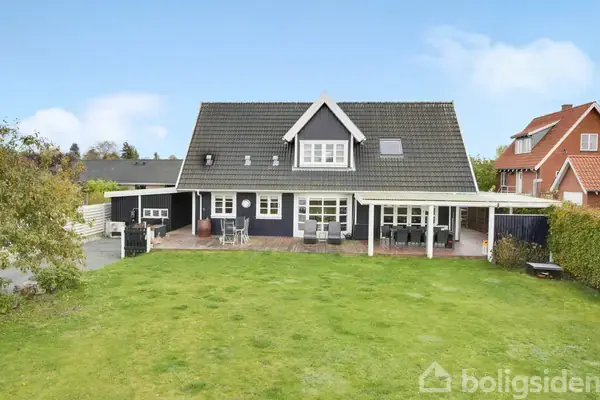 Villa på Granvænget 2C, 2680 Solrød Strand