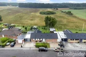 Villa på Snerlevænget 5, 4330 Hvalsø