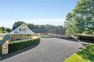 Landejendom på Linåvej 42, 8600 Silkeborg