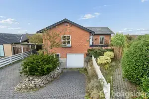 Villa på Tørholmsvej 104, 9800 Hjørring