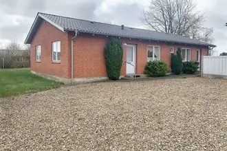 Villa på Skærmbjerg 3, Hover, 6971 Spjald