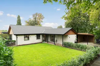 Villa på Dalumgårds Allé 11, Dalum, 5250 Odense SV