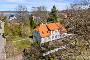 Villa på Ved Næsseskoven 9, 2840 Holte