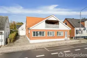 Villa på Elmevej 57, 9700 Brønderslev