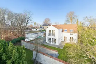 Villa på Trørødvej 21, 2950 Vedbæk