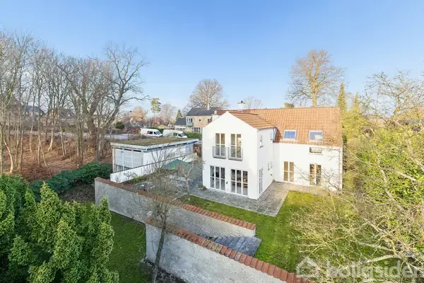 Villa på Trørødvej 21, 2950 Vedbæk