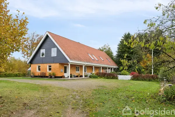 Landejendom på Kalstrupvej 62, 9800 Hjørring