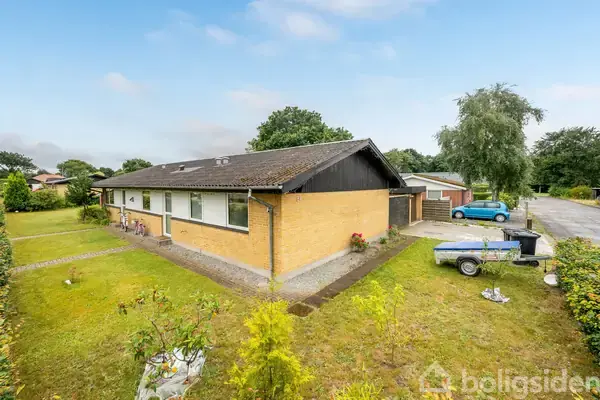 Villa på Gyvelvej 84, 6880 Tarm