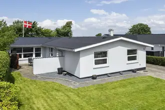 Villa på Liljevej 5, 9670 Løgstør